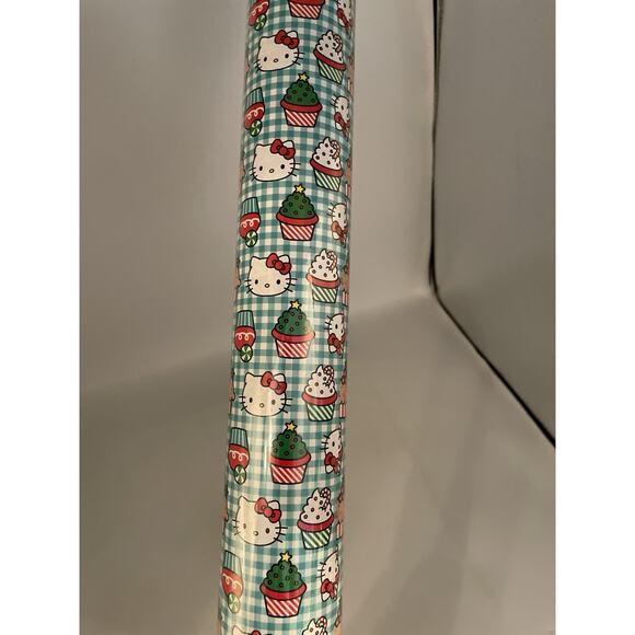 NEW HELLO KITTY Christmas Holiday GIFT Wrapping Paper 30 Sq Ft HTF! - Picture 1 of 3